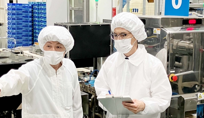 取引先工場での点検の様子
