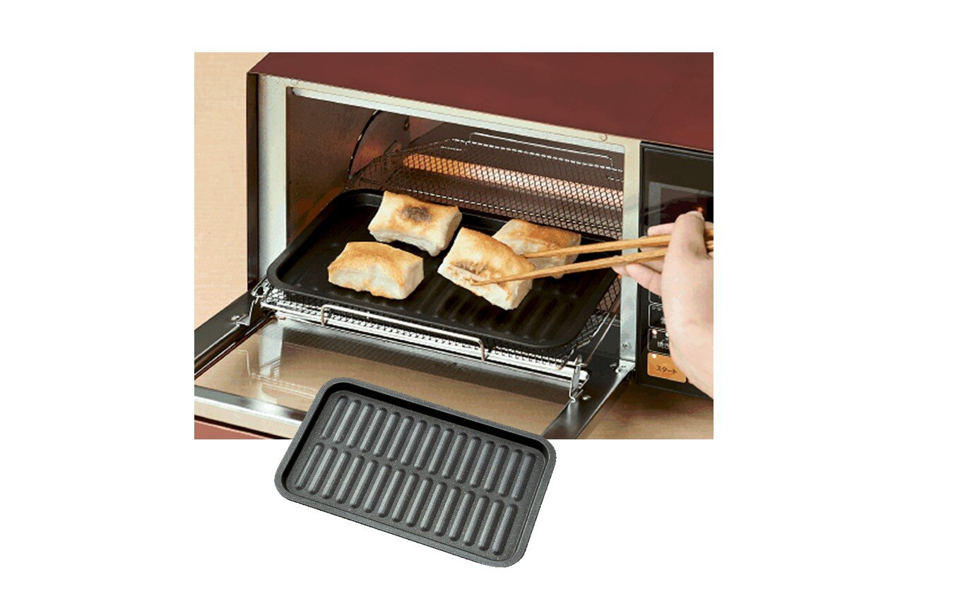 こんがり焼けてもくっつきにくい「トースター専用トレー マーブルコート」