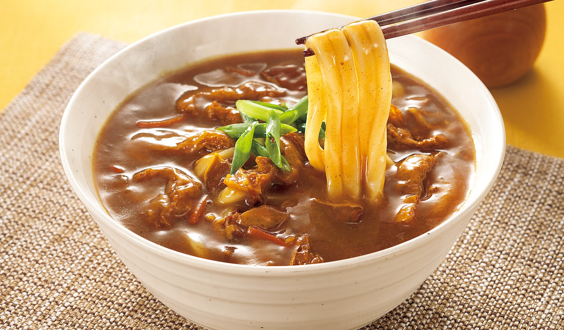 だしがきいた関西風カレーうどんの素