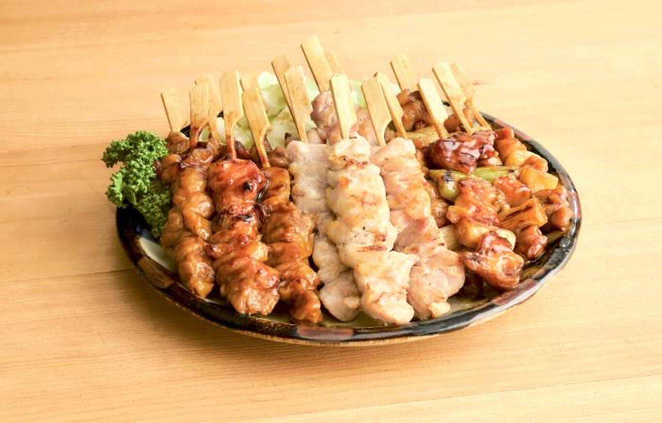 レンジで手軽に、本格的な炭火焼感が味わえる!「炭火やきとり」